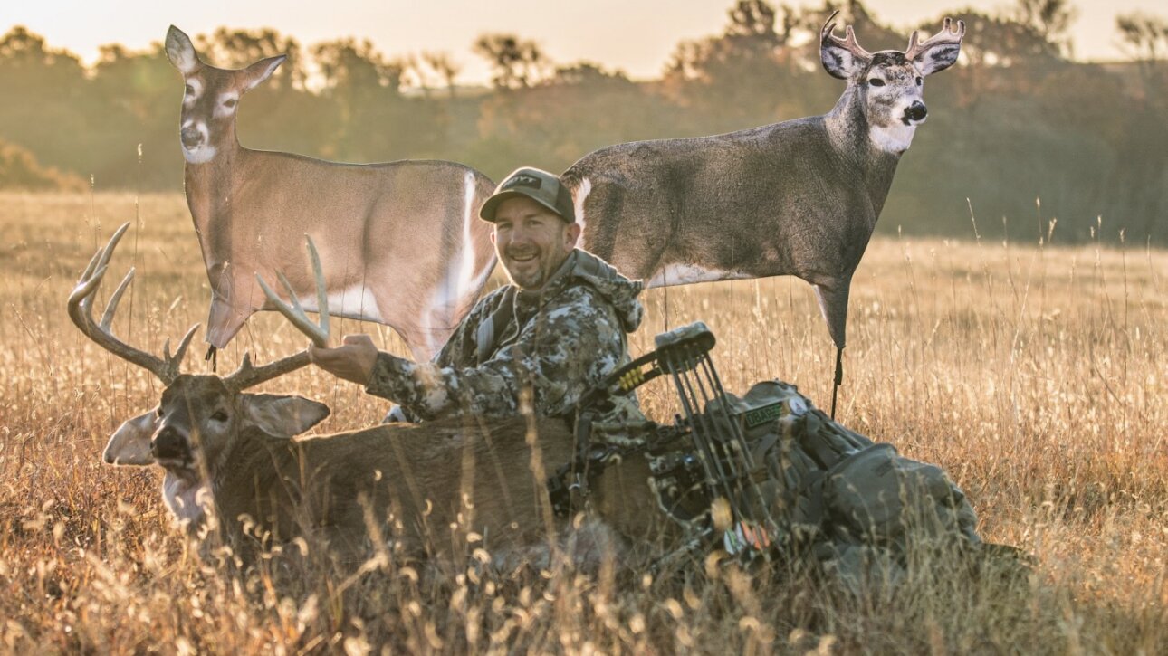 using a deer decoy during the whitetail rut